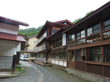 小谷温泉大湯元　山田旅館