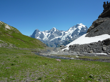 スイスのトレッキング風景