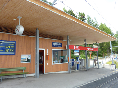 リッフェルアルプ駅